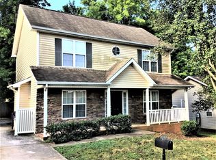 5410 Regents Village Dr, Winston Salem, NC 27103