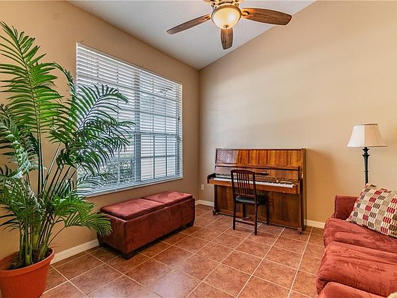 3rd image of 9104 Lazy Oak Ct
