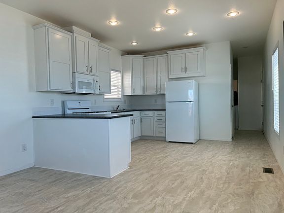 4th image of 925 N Plaza Dr Lot 92