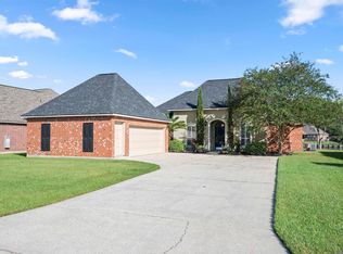 13843 Creekstone Dr, Denham Springs, LA 70726