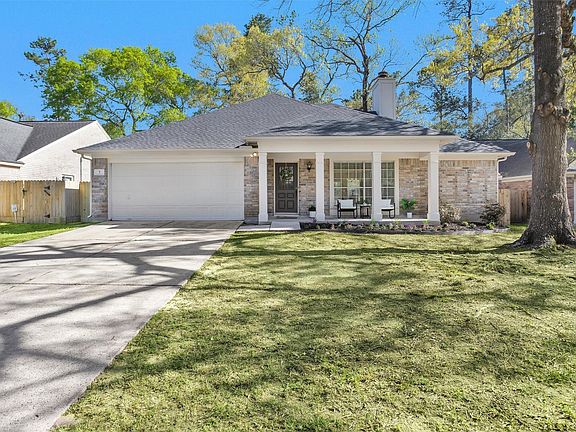 4th image of 7 Amber Fire Pl