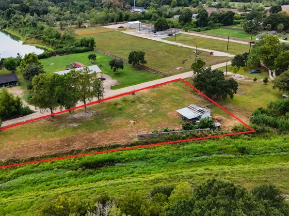 727 E Jasmine St Lot 5-6, Fresno, TX 77545