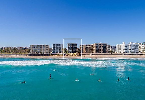 Home For Sale In La Pensee