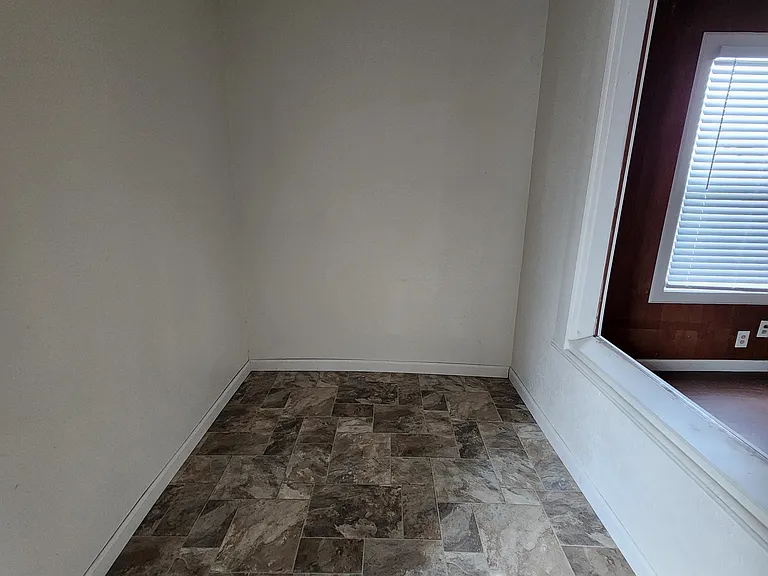 8682 E Nebraska Ave — Photo 10