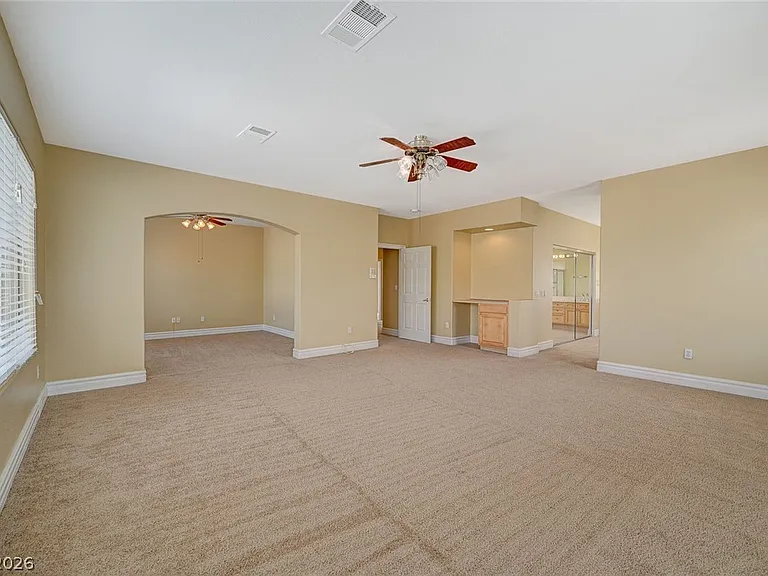 9462 Castillana Ct — Photo 29