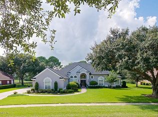 10042 Chester Lake Rd E, Jacksonville, FL 32256