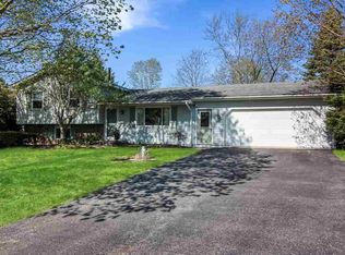 4481 Ridgemoor Dr, Traverse City, MI 49684