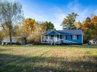 2189 Hickory Ridge Rd, Salt Rock, WV 25559