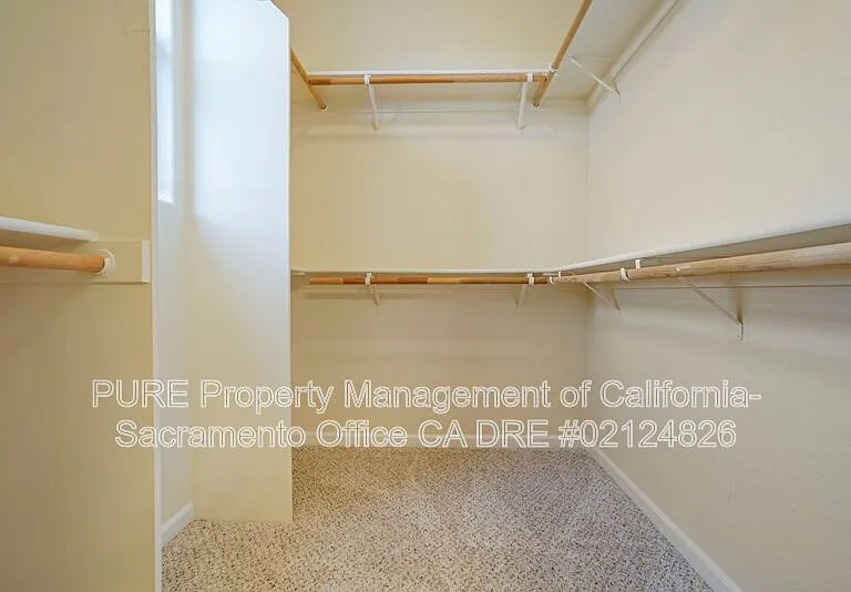 11091 International Dr — Photo 23