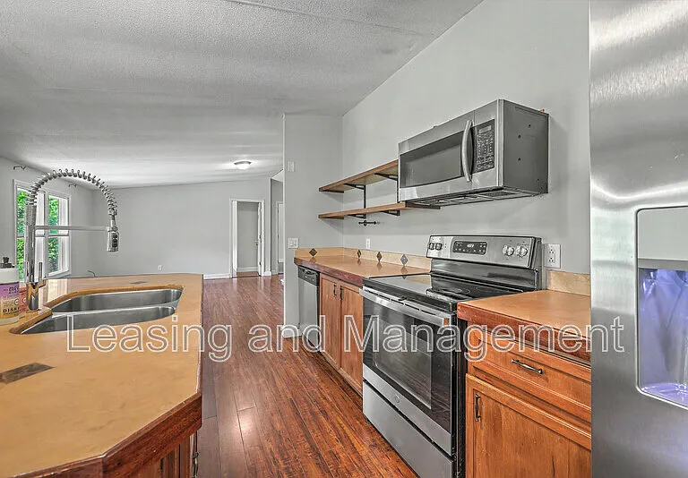 3585 Riley Wright Rd #2 — Photo 5