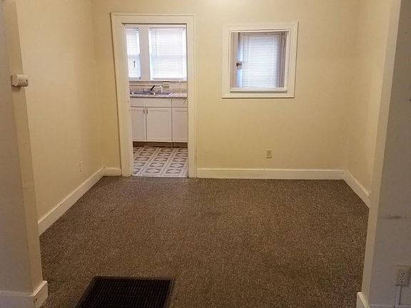2nd image of 610 S Scott St #620