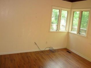 529 Deer Path Ln, Gatlinburg, TN 37738