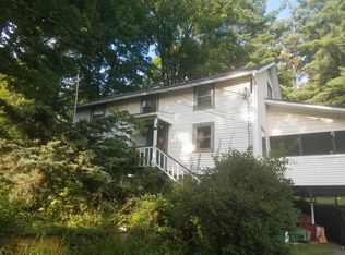 1728 Main St, Pleasant Valley, NY 12569
