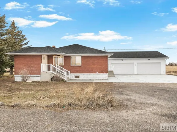 3442 E 2000 N, Sugar City, ID 83448