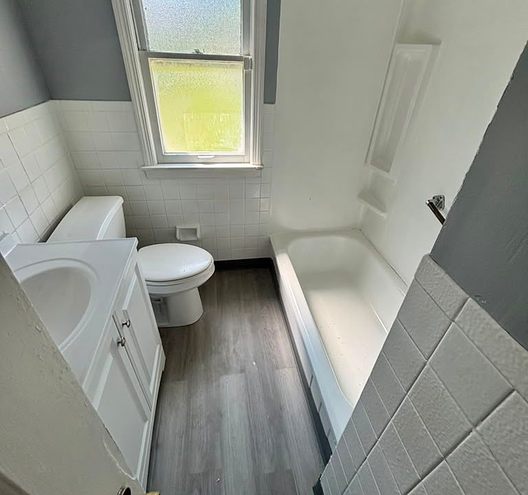 1st image of 15408 Fernway Dr