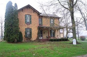 2nd image of 9880 N Catthage Pike