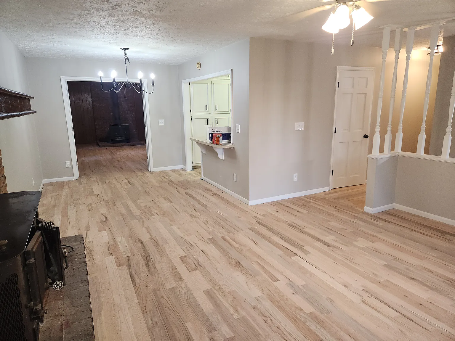 4 bed, 2700 sqft, $2,250 — Photo 4