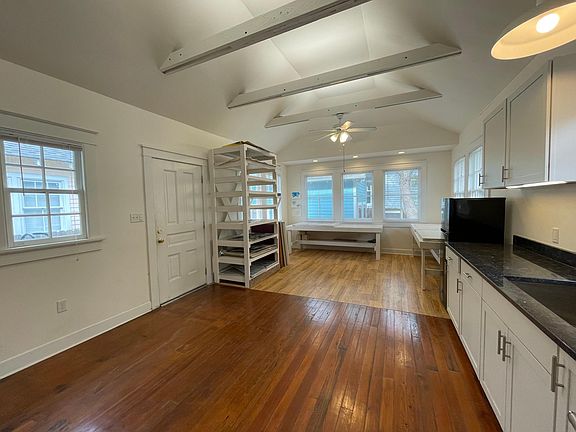 3rd image of 8435 Sycamore St #2