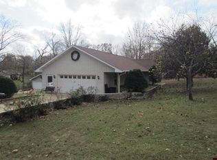 300 Crest Loop, Gassville, AR 72635