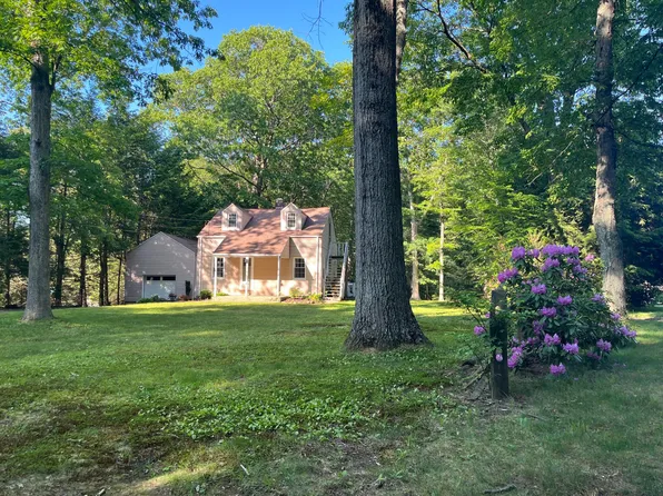 32 Old Town Rd Floor 2, Avon, CT 06001