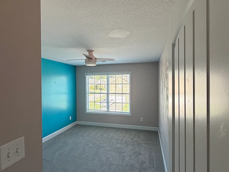 7640 Greenscape Dr — Photo 8