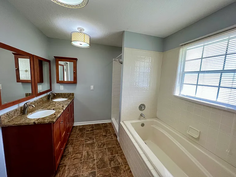 731 John Carroll Ln — Photo 10