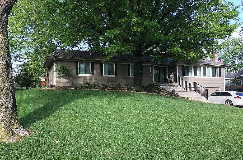 205 Saponi Ln, Lake Winnebago, MO 64034 Zillow
