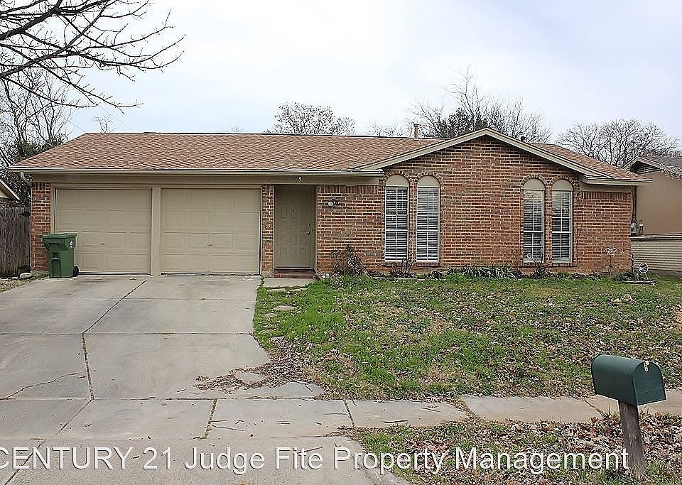 1st image of 2709 Avonhill Dr