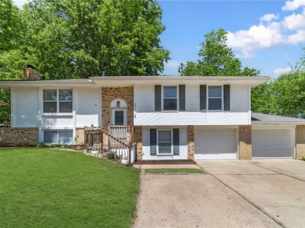19212 E 15th St N, Independence, MO 64056
