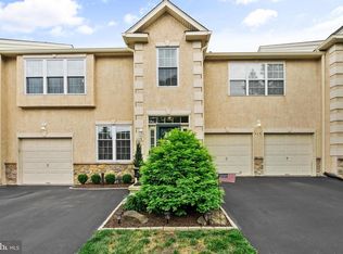 115 Hampton Green Dr, North Wales, PA 19454