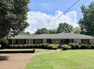 615 Fairmont St, Albertville, AL 35950