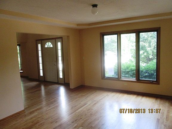 4th image of 11051 W Woodstock Dr