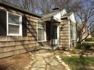 5224 W 70th Ter, Prairie Village, KS 66208