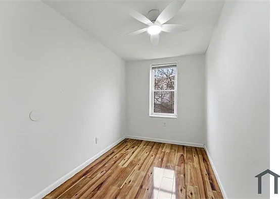 2534 N Water St — Photo 12