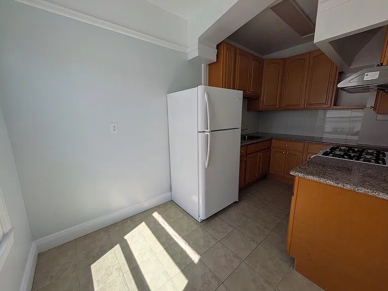 975 Jackson St #11 — Photo 5