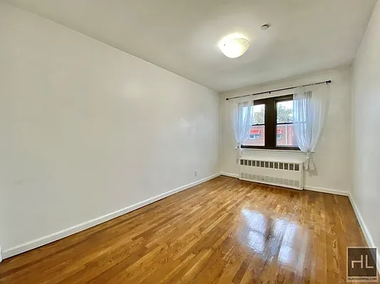 Rented by Highline Residential | media 28