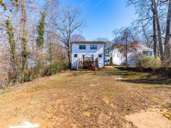 durham-north-carolina-445810694 picture