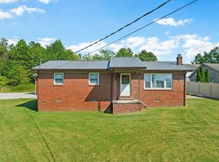 2800 Mooneyham Lonewood Rd, Spencer, TN 38585