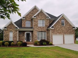 5340 Autumn Harvest Dr, Kernersville, NC 27284