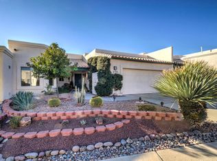 693 W Camino Del Bondadoso, Green Valley, AZ 85614