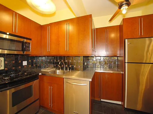Sold by Sotheby's International Realty | media 2