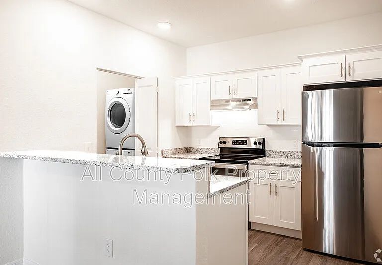 915 Ariana Apartment Community — Photo 25