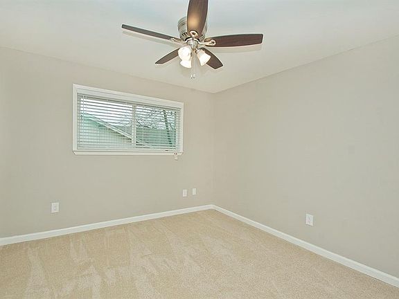 5th image of 2358 Hill N Dale Dr
