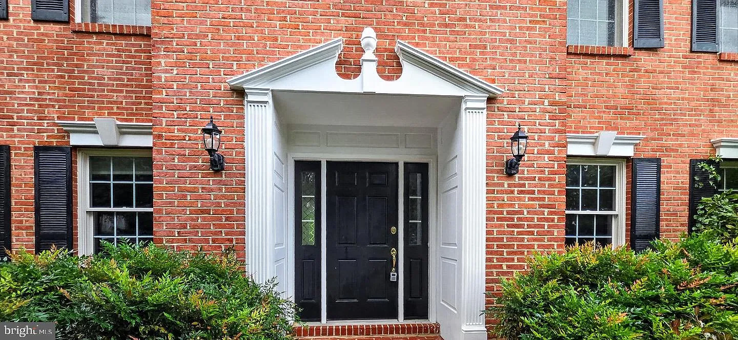 5 bed, 3.5 bath, 3544 sqft, $4,960 — Photo 4