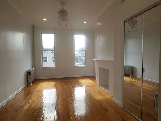 Rented by Compass | media 17