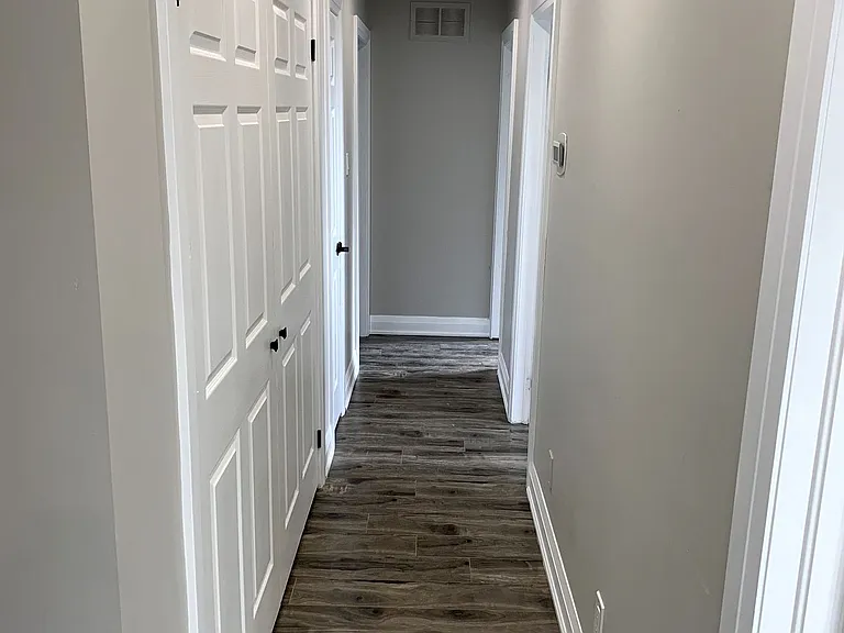 73 Logan Ct #UPPER — Photo 12