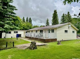 201 & 203 Park St, Leroy, SK S0K2P0
