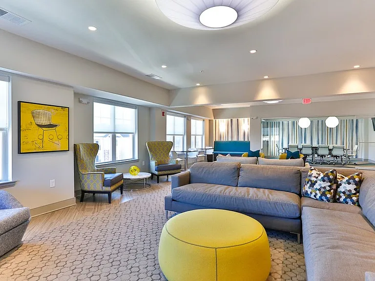 Legacy 521 Apartments — Photo 32