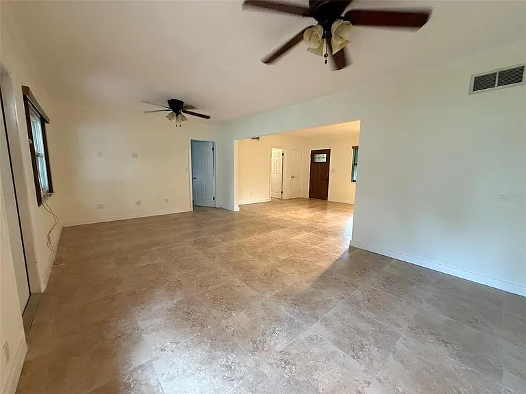 215 S West Shore Blvd — Photo 24