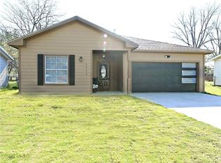 1711 Raylene Dr, Cleburne, TX 76033